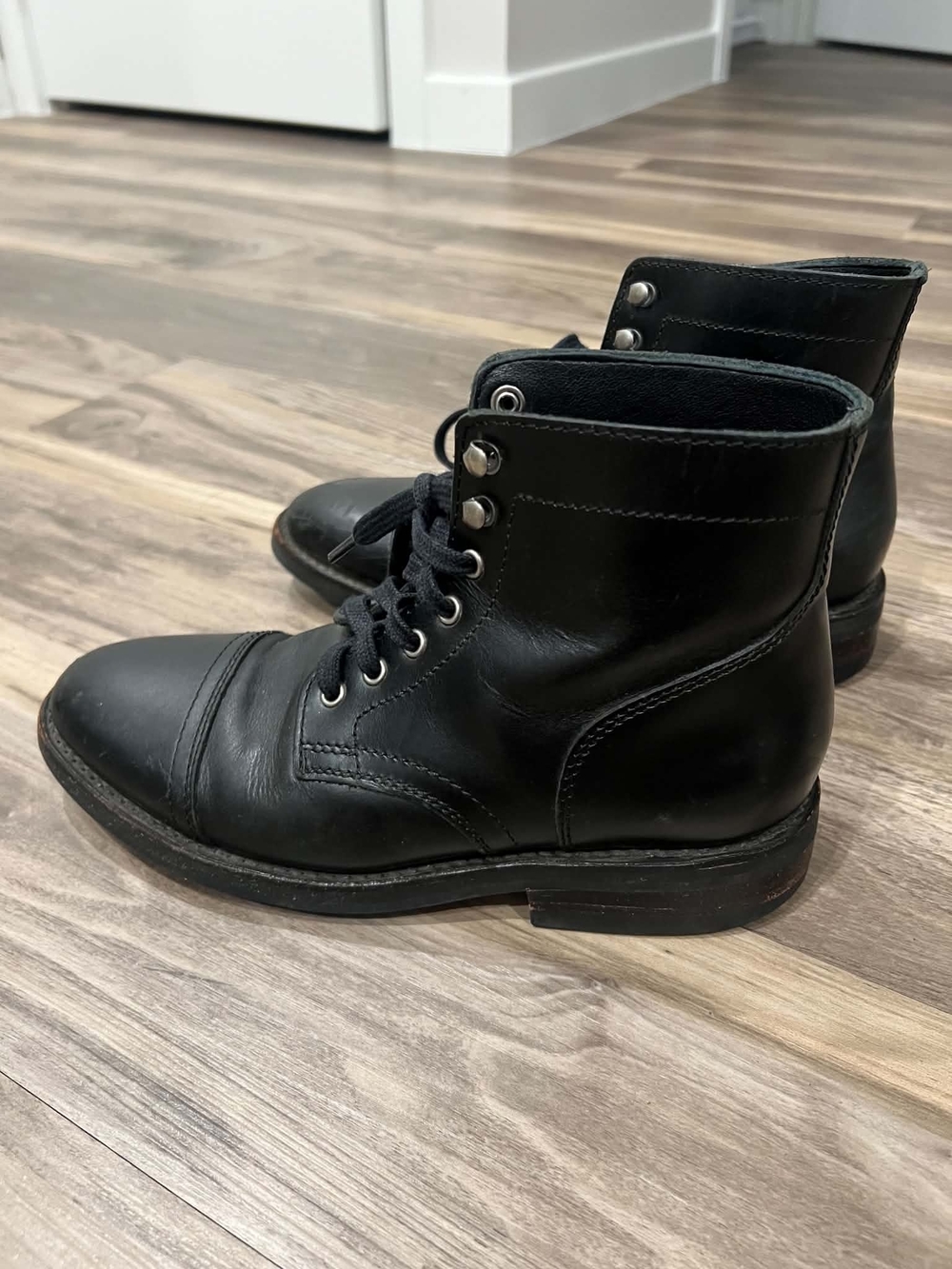 Thuraday Boot Captain Boots in Black Men's Size 6